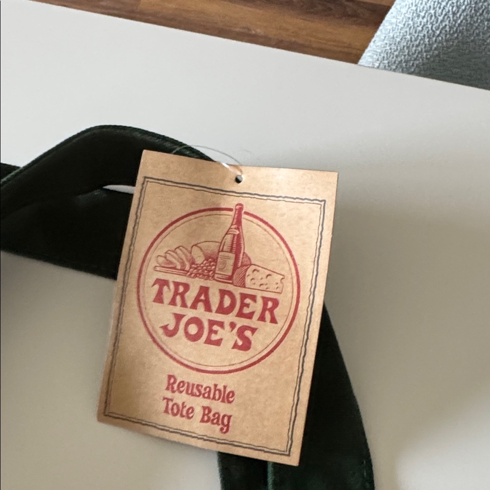 Trader Joe's Cream and Green Tote Bag - Picture 4 of 6